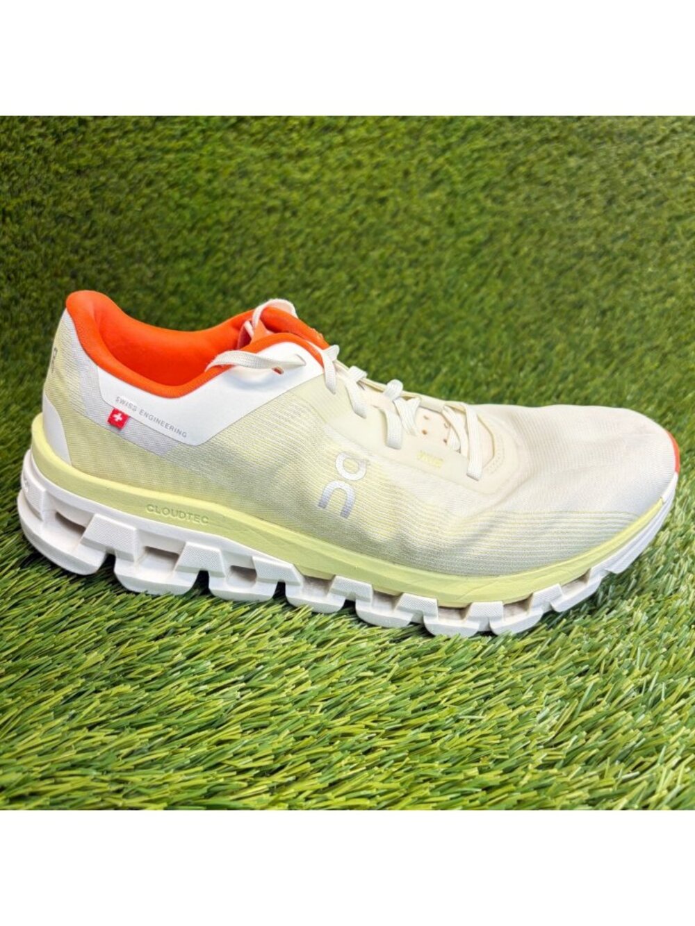 On Cloudflow 4 Women Size 9 White Orange Athletic Running Walking Shoes Sneakers